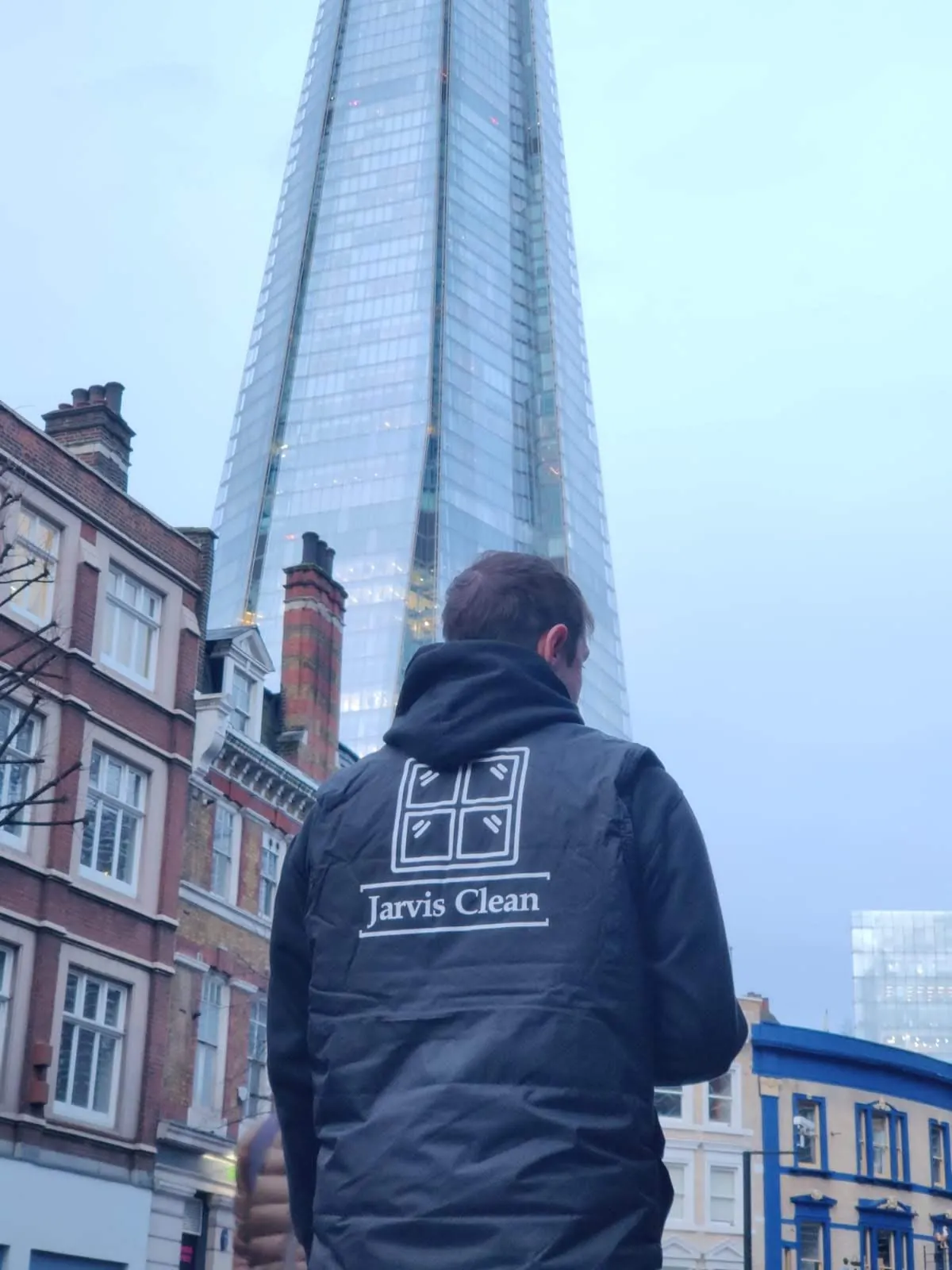 Professional commercial window cleaning service in London