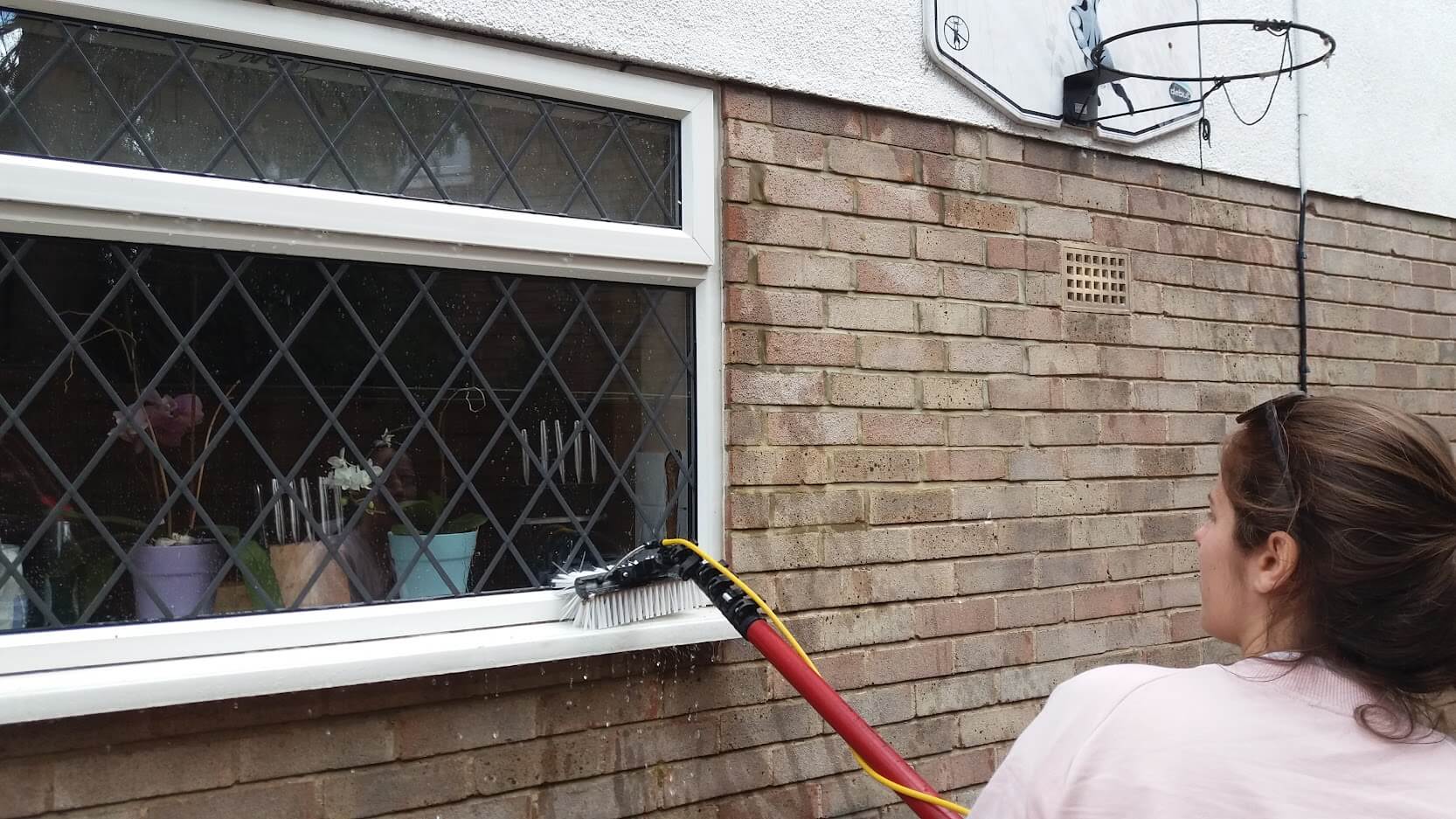 Why The Water Fed Pole System Has Become Standard For Window Cleaners
